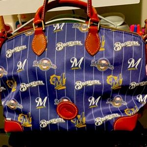 DOONEY  BOURKE MILWAUKEE BREWER PURSE ZIP SATCHEL